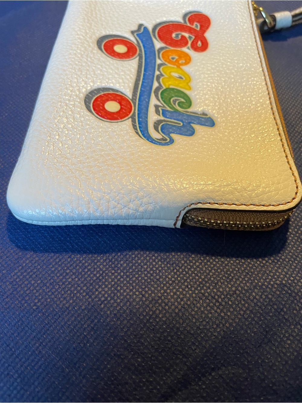 Coach Pride White Leather Wristlet with Rainbow Skate Logo - Picture 4 of 6